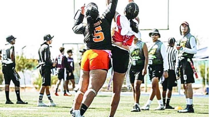 Anuncian try outs de futbol bandera; Larissa Delgado apoya convocatoria deportiva