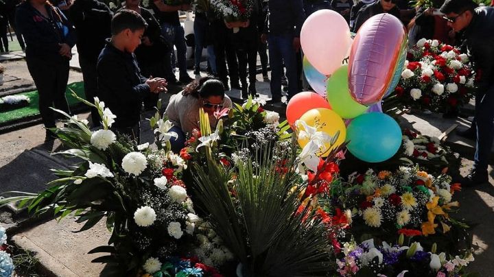 Magistrade tiene multicolor y sentida sepultura en su natal Saltillo