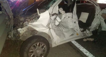 Trágico accidente: tráiler 'fantasma' impacta vehículo y huye; hay dos muertos y tres heridos