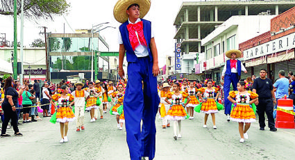 Vuelven música, color y tradición con el Desfile de la Revolución Mexicana en Nuevo Laredo