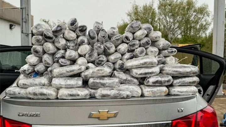 Bien torcido: Arrestan a chofer con más de 3 millones de dólares en droga en las afueras de Laredo