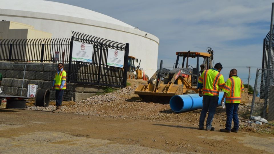 Baja presión de agua por reparaciones.