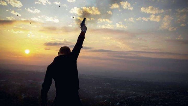 Menor dispara afuera de su casa en Laredo, Texas; pone en peligro a estudiantes