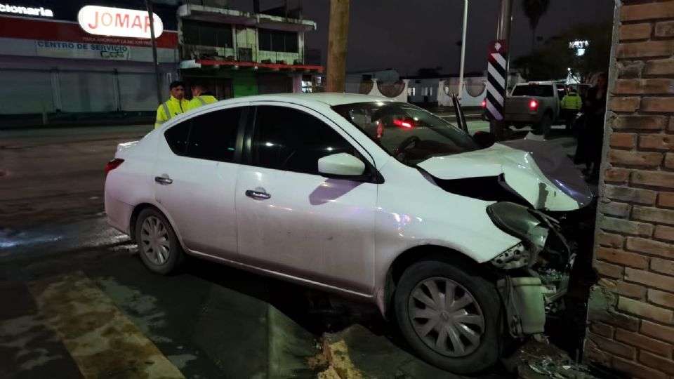 Los dos vehículos eran un Nissan Versa.