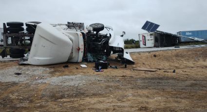 Identifican a trailero que murió esta mañana en autopista a Nuevo Laredo