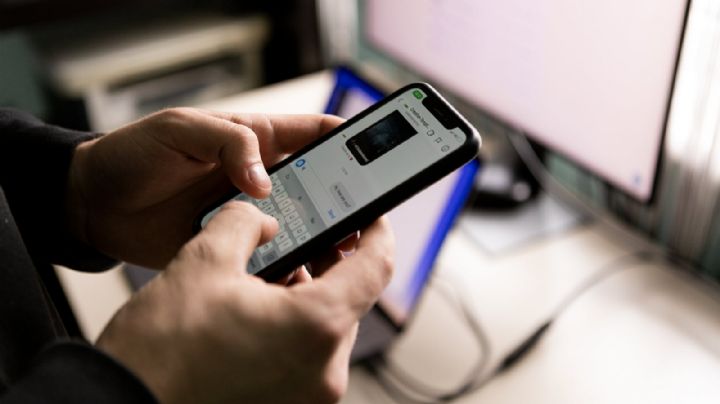 Alertan por nueva estafa de WhatsApp: crean grupos de 'posadas' para cometer delito