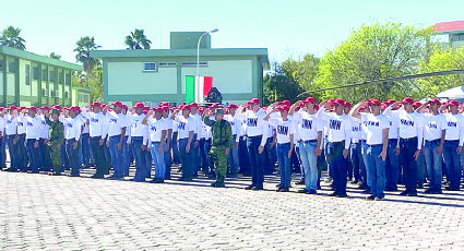 Regresan a cumplir con la Nación; jóvenes realizan su servicio militar