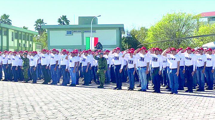 Regresan a cumplir con la Nación; jóvenes realizan su servicio militar