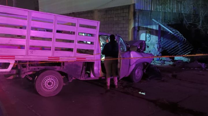Hombre muere al estrellarse contra barda en colonia Anáhuac; le hallan latas de cerveza