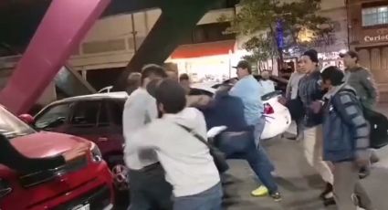 Captan pelea campal entre afectados por incidente vial en la CDMX | VIDEO