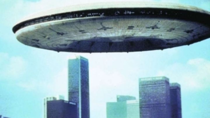 OVNI en Miami; captan extraño objeto en el cielo; '¡qué es eso, qué miedo!'