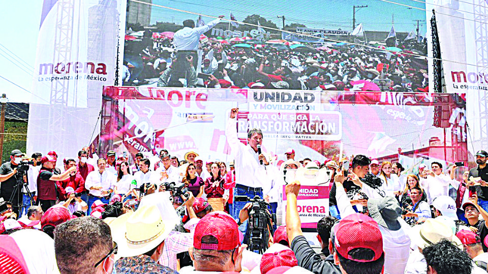 Mario Delgado, dirigente de Morena, estuvo en Laredo y aseguró el triunfo.