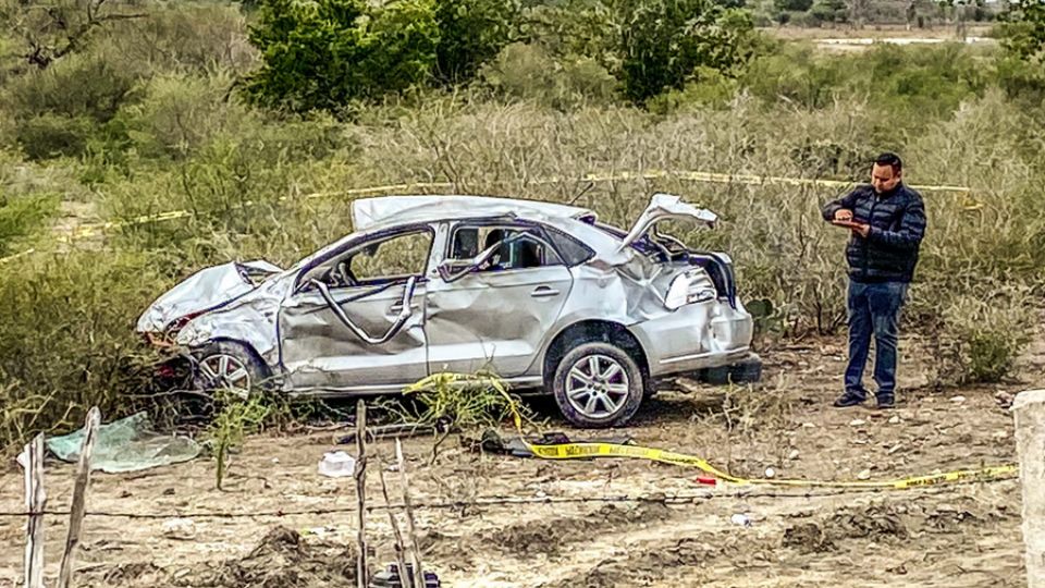 La volcadura dejó dos personas muertas