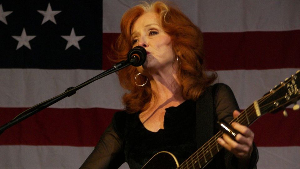 Bonnie Raitt obtuvo el Grammy 2023 de la categoría Mejor Canción del Año