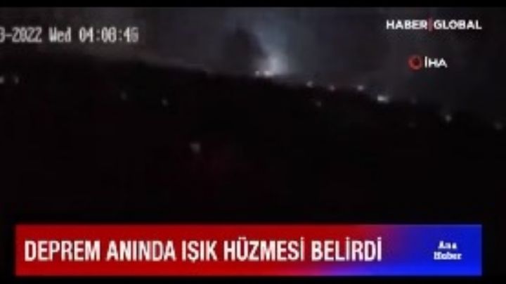 Así se vieron las luces de terremoto en Turquía: MOMENTO EXACTO