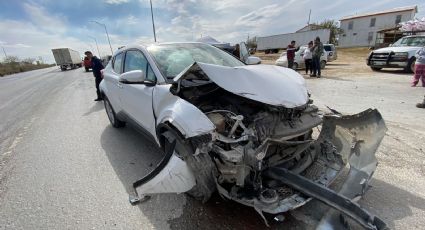 Aparatoso accidente en Segundo Anillo Periférico; dos mujeres involucradas