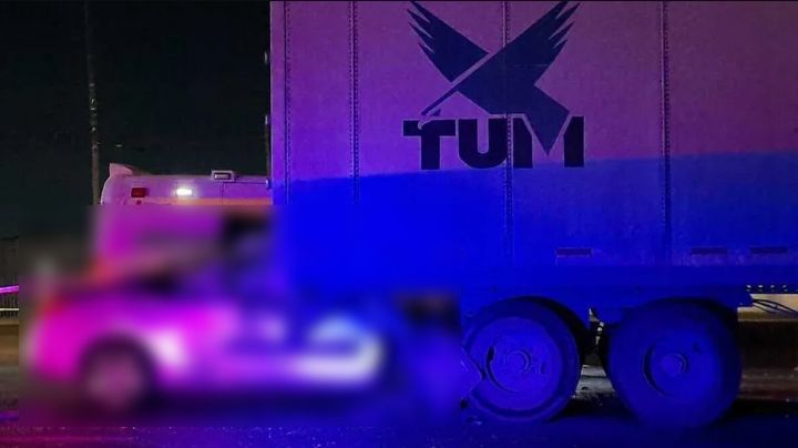 Muere conductor tras chocar con caja de tráiler en Santa Catarina