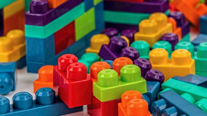 Colectan juguetes para niños los estudiantes de la Facultad de Enfermería