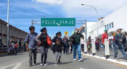 Estampida de migrantes en Puente Internacional; quería cruzar a EU | VIDEO