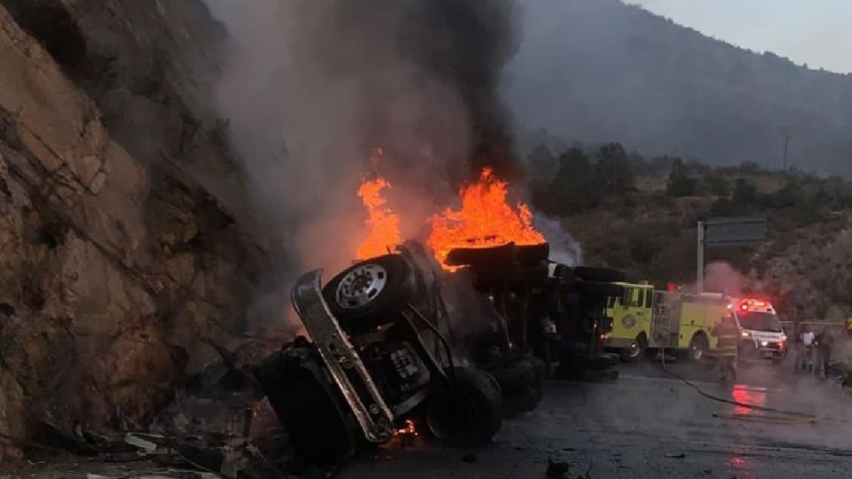 Un accidente más se dio en el tramo de Los Chorros, hacia Saltillo.