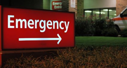 Por ebrio se impacta contra ambulancia en Laredo, Texas