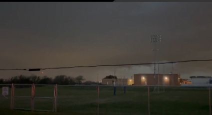 Tornados en Dallas, suenan las sirenas por toda la ciudad | VIDEO