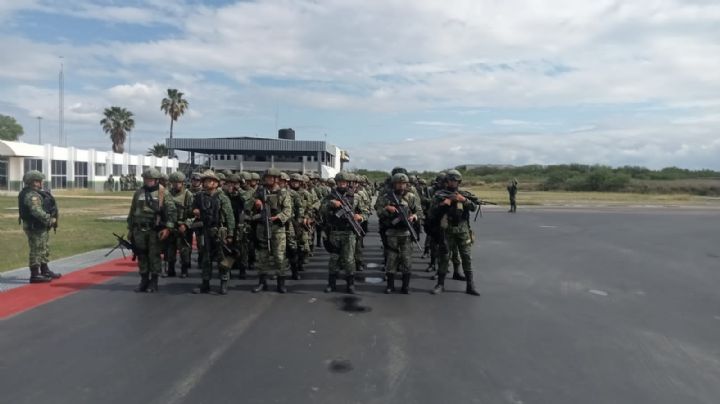 Arriban militares a Nuevo Laredo; serán 200 elementos de Fuerzas Especiales | VIDEO