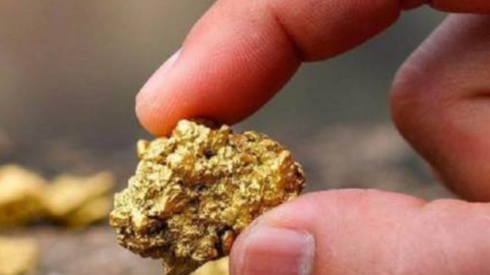 ¿Piensas invertir en oro? Descubre el precio de este mineral precioso, el cual se ve altamente beneficiado con el mercado actual