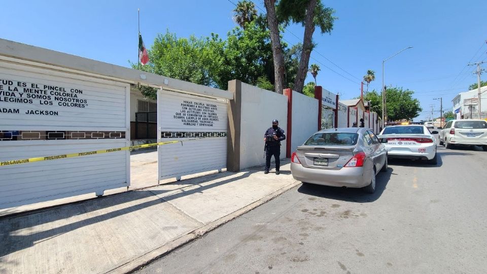 El maestro estaba en el piso ya sin vida.