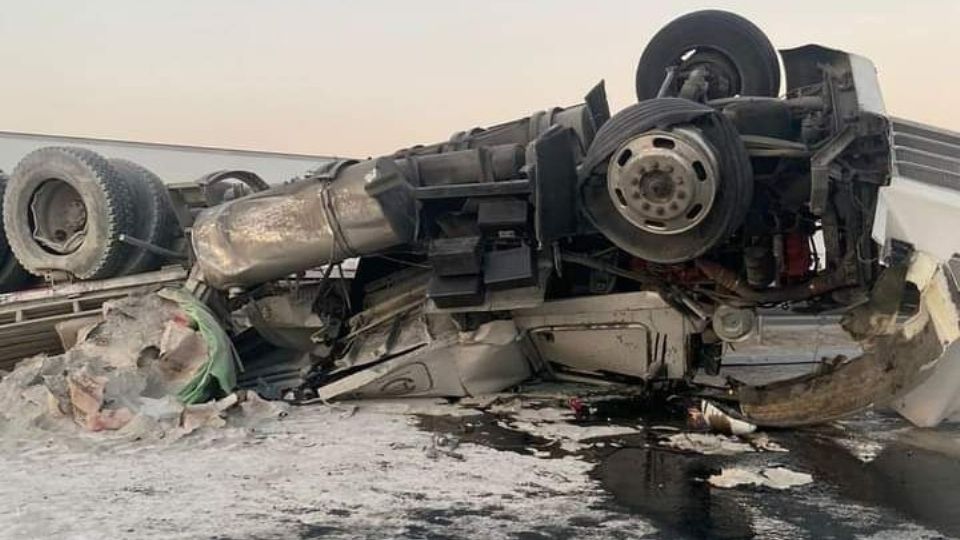 aparatoso accidente en Carretera Celaya-Salamanca.