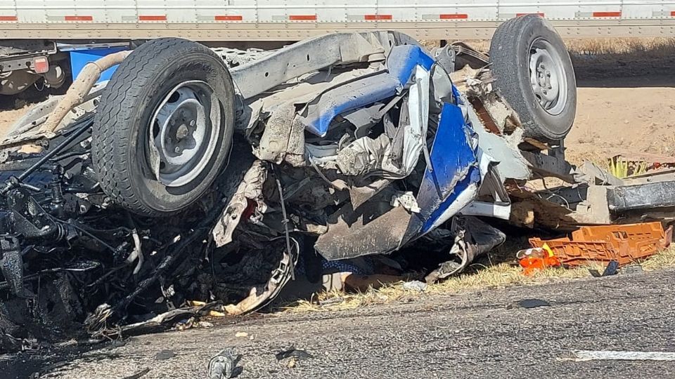 La camioneta aplastó a su dueño.