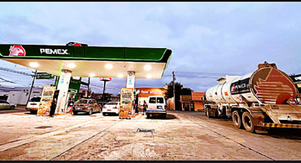 Se aprovechan gasolineras ante escasez; desde aumento por litro hasta limitar venta