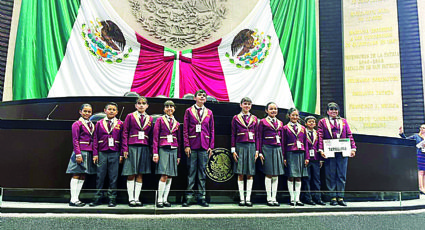 Alumno de la escuela Arquímides Caballero es diputado por un día