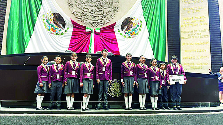 Alumno de la escuela Arquímides Caballero es diputado por un día