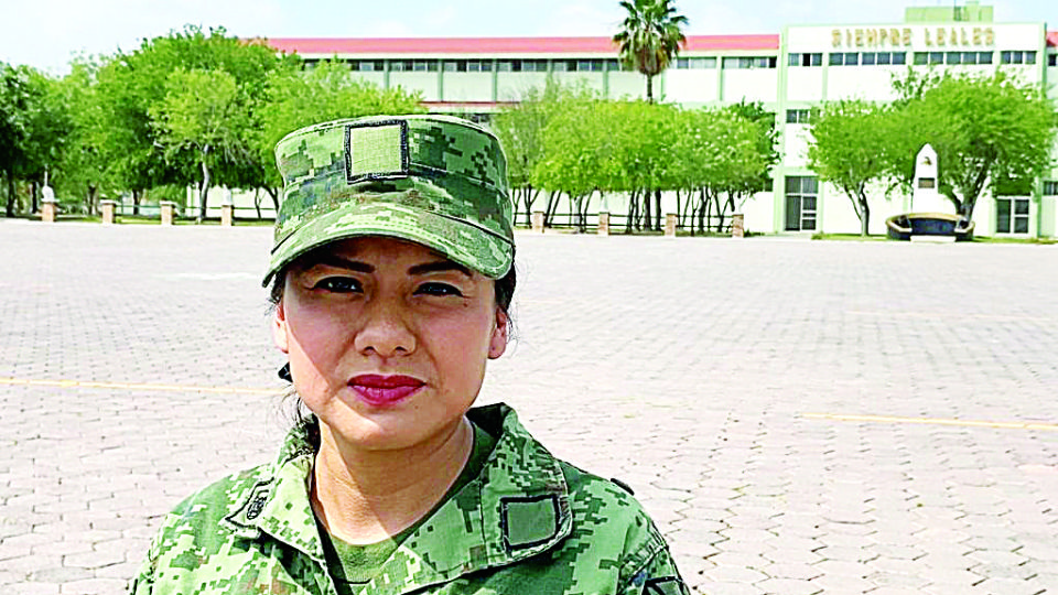 Amalia Hernández de León combinó su labor militar con el papel de madre.