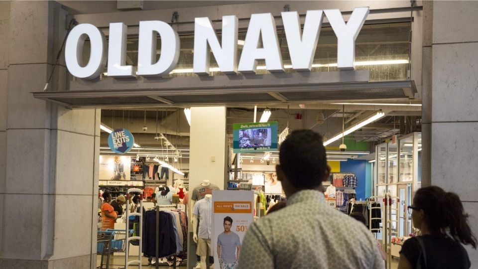 Old Navy tiene una tienda outlet en Laredo, Texas.