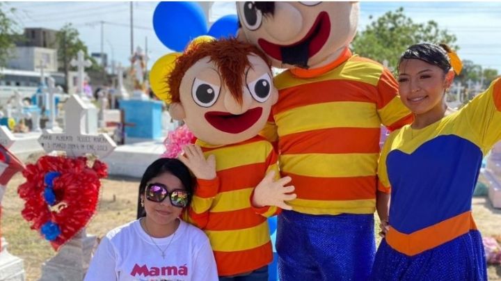 Quería tomarse una foto ante la tumba de su hija con Bely y Beto; esto pasó