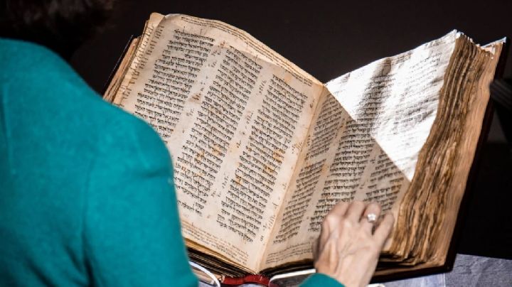 Subastan Biblia más antigua del mundo; la cifra que pagaron es de alarido