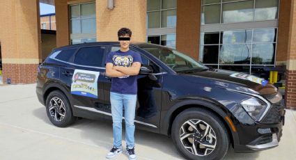 Kia regalará un auto último modelo a estudiante en Laredo, Texas