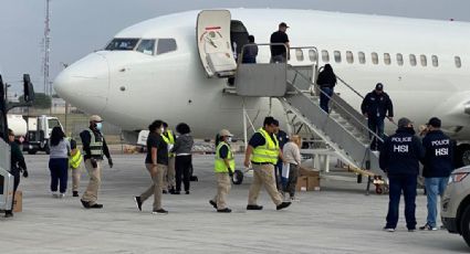 Parte vuelo de Laredo con más de 100 hondureños