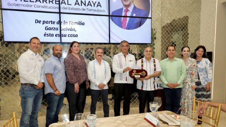 Entregan llaves de la ciudad al gobernador Américo Villarreal