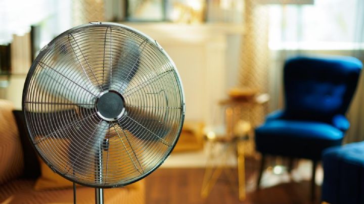 ¿Dónde poner el ventilador para refrescar una habitación?