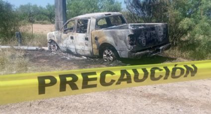 Mueren dos hombres calcinados tras chocar contra poste en Carretera a Piedras Negras