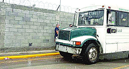 Con mensajes dan ubicación del transporte público en Nuevo Laredo