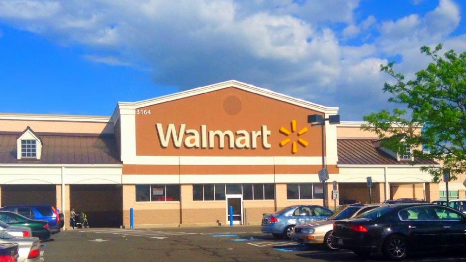 Walmart cuenta con beneficios para adultos mayores y estudiantes