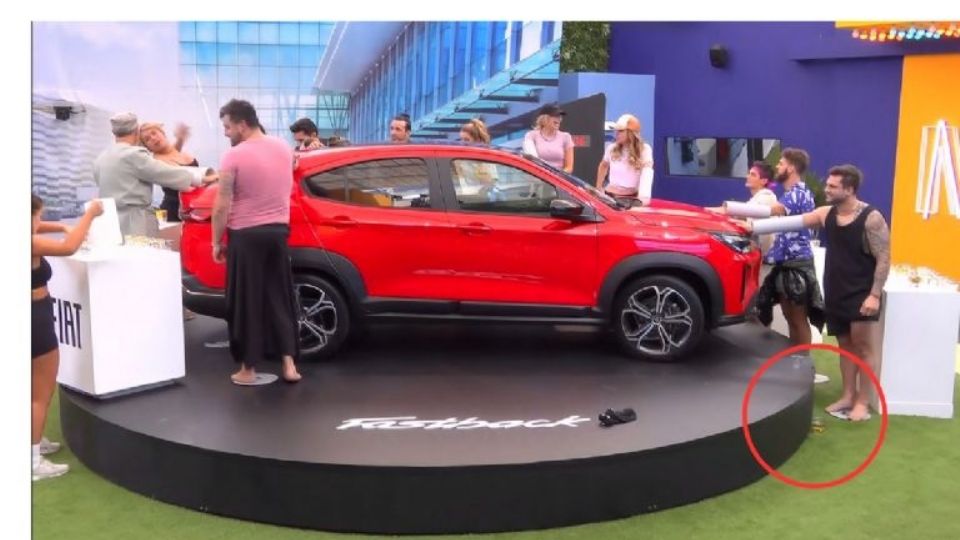 Apio Quijano ganó la camioneta luego de que la mayoría terminaron haciendo pipí para no perder la oportunidad de ganarla.