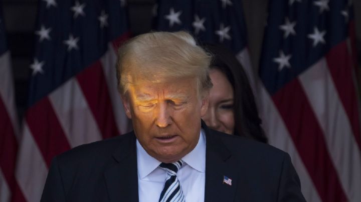 Donald Trump es acusado por manejo de documentos clasificados