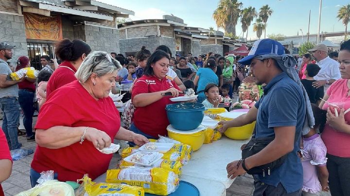 Asociación lleva alimentos a mil 800 migrantes en Nuevo Laredo