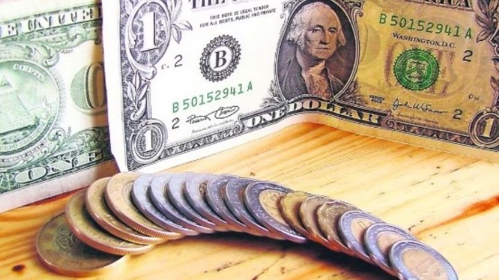 Súper peso: ¿Qué tan conveniente es comprar dólares ante el fortalecimiento del peso mexicano?