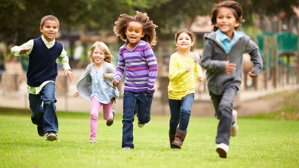 Niños jugando